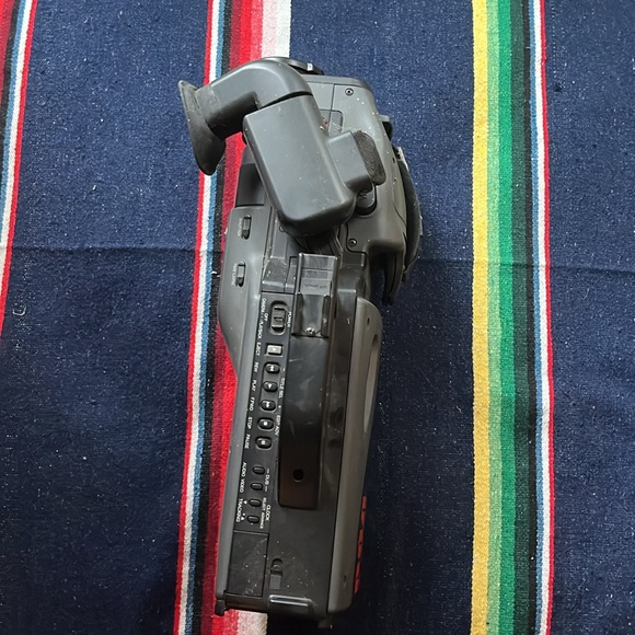 RCA VHS camcorder - Picture 3 of 4